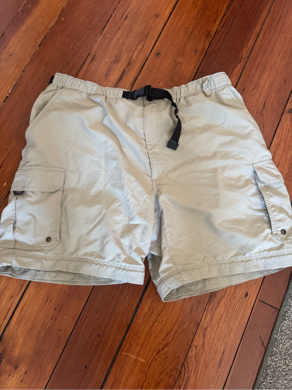 Men's REI cargo shorts